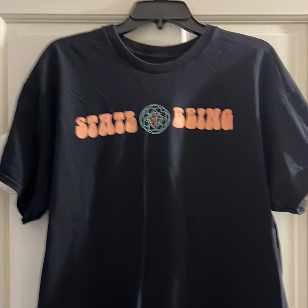Zumiez state of being tee